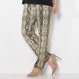 Leyla Hose L