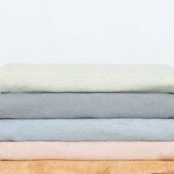 LINEN BADETUCH