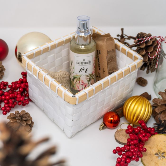 Korb weiß mit Bambusrand