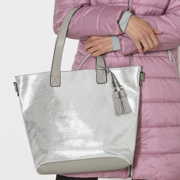 SHOPPER